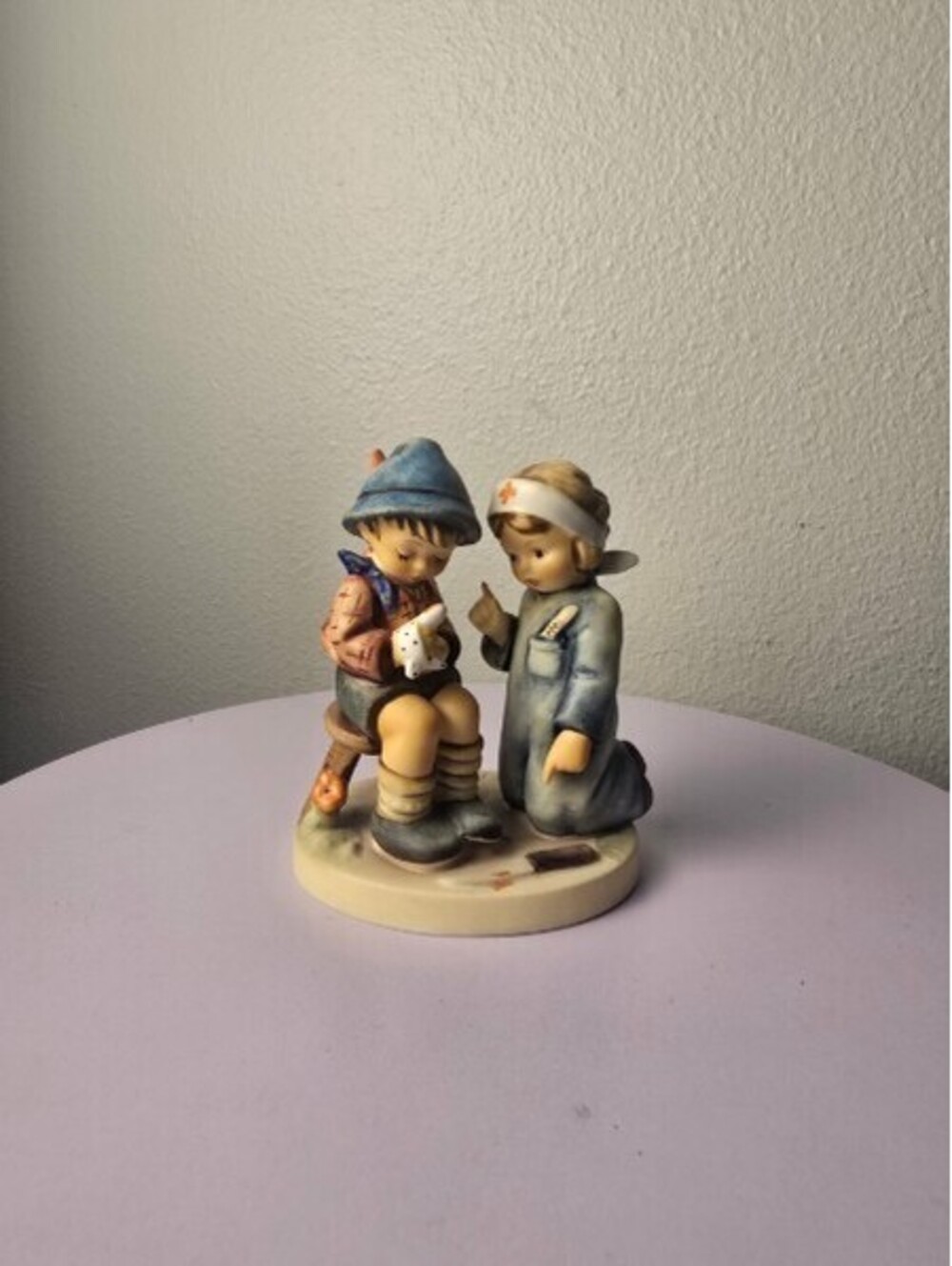 Goebel M.I. Hummel Figurine "Little Nurse" #376 Vintage German Decor Boxed 4"